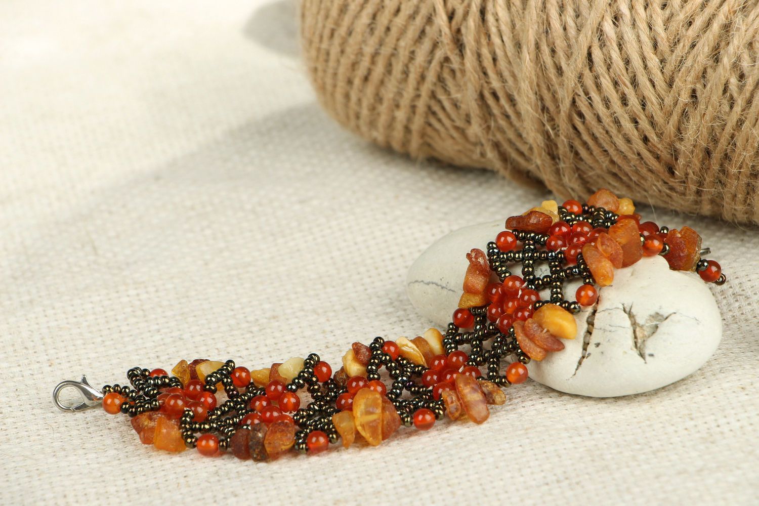 Bracelet with carnelian, amber and beads photo 1