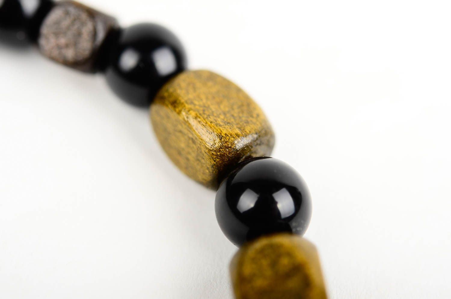 Bracelet perles de bois Bijou fait main plastique Accessoire pour femme original photo 4
