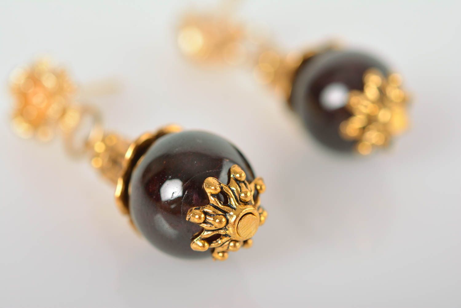 Handmade elegant cute earrings unusual beaded earrings stylish jewelry photo 3