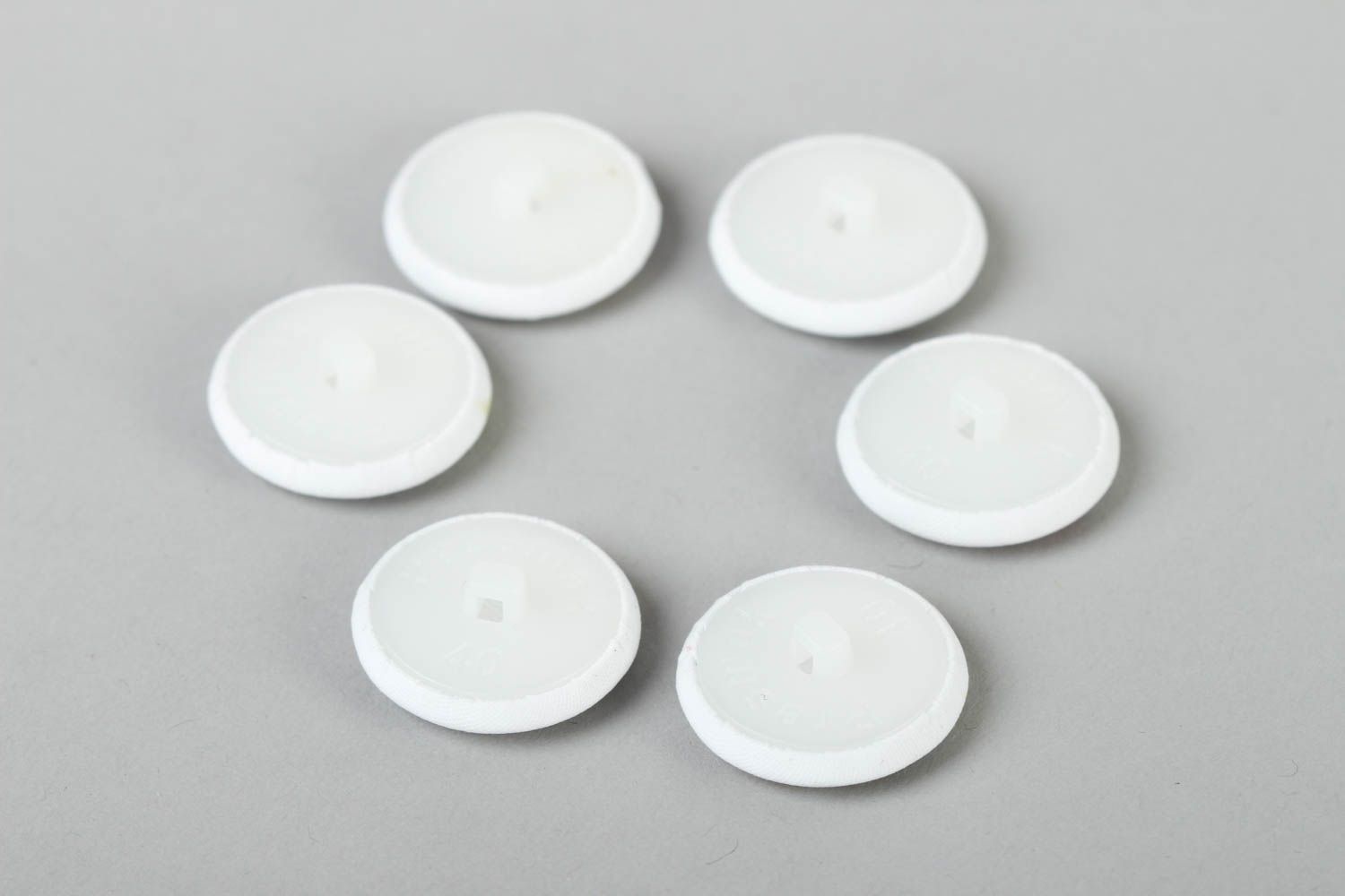 Beautiful handmade plastic button 6 handmade buttons fittings for clothes photo 4