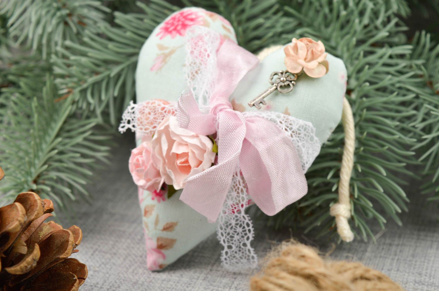 Coeur doux fait main Suspension décorative en tissu de coton Déco maison photo 1