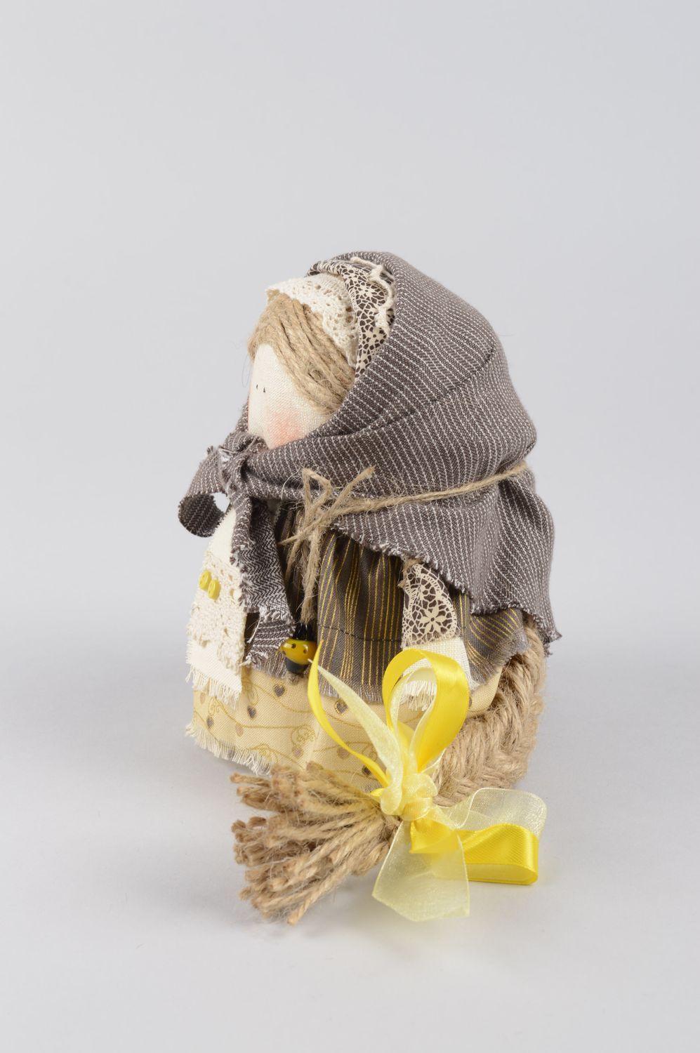 Muñeca de trapo pequñita hecha a mano decoración de hogar regalo original foto 2
