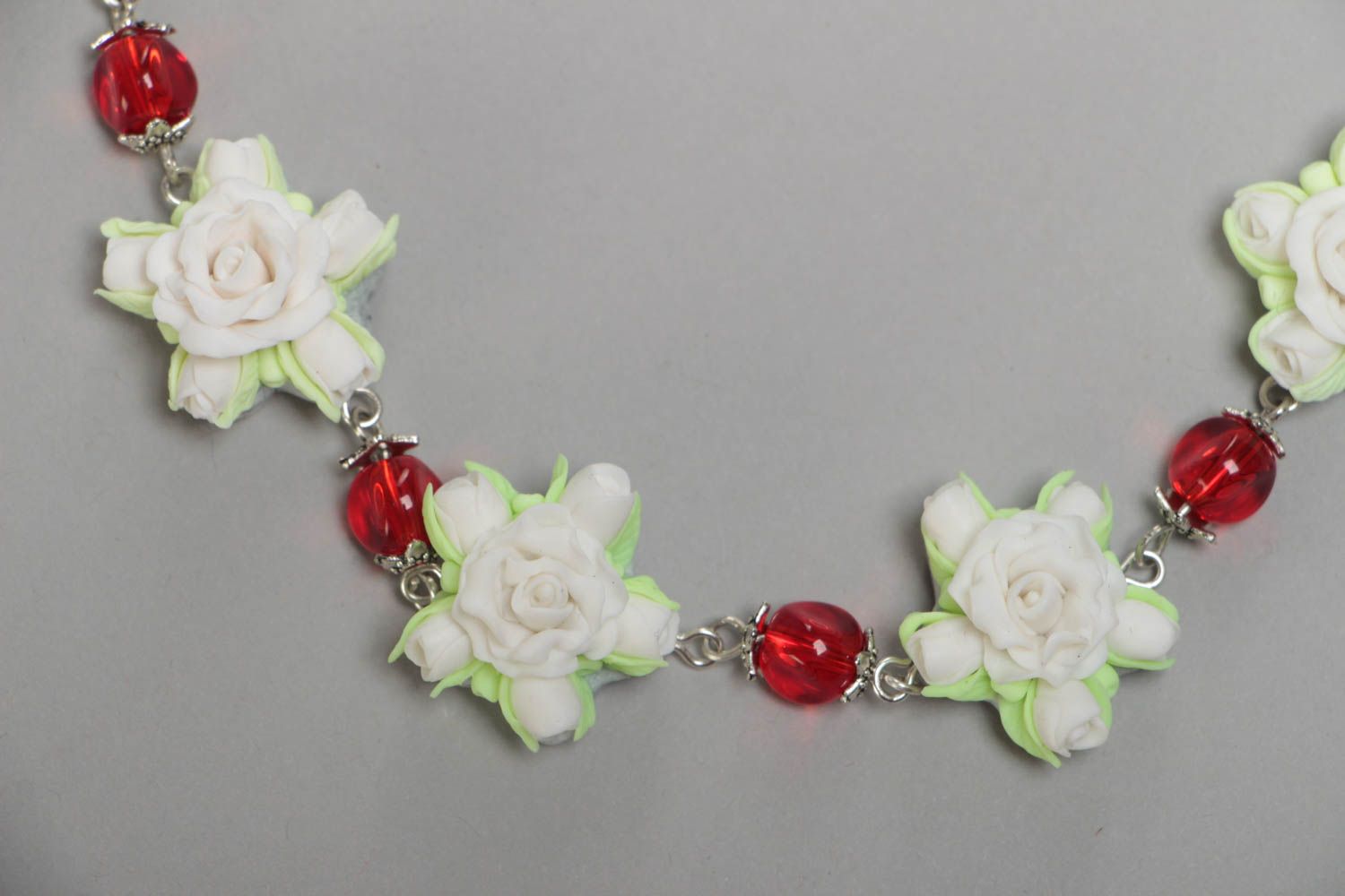 Necklace made of polymer clay with white roses handmade designer jewelry photo 4
