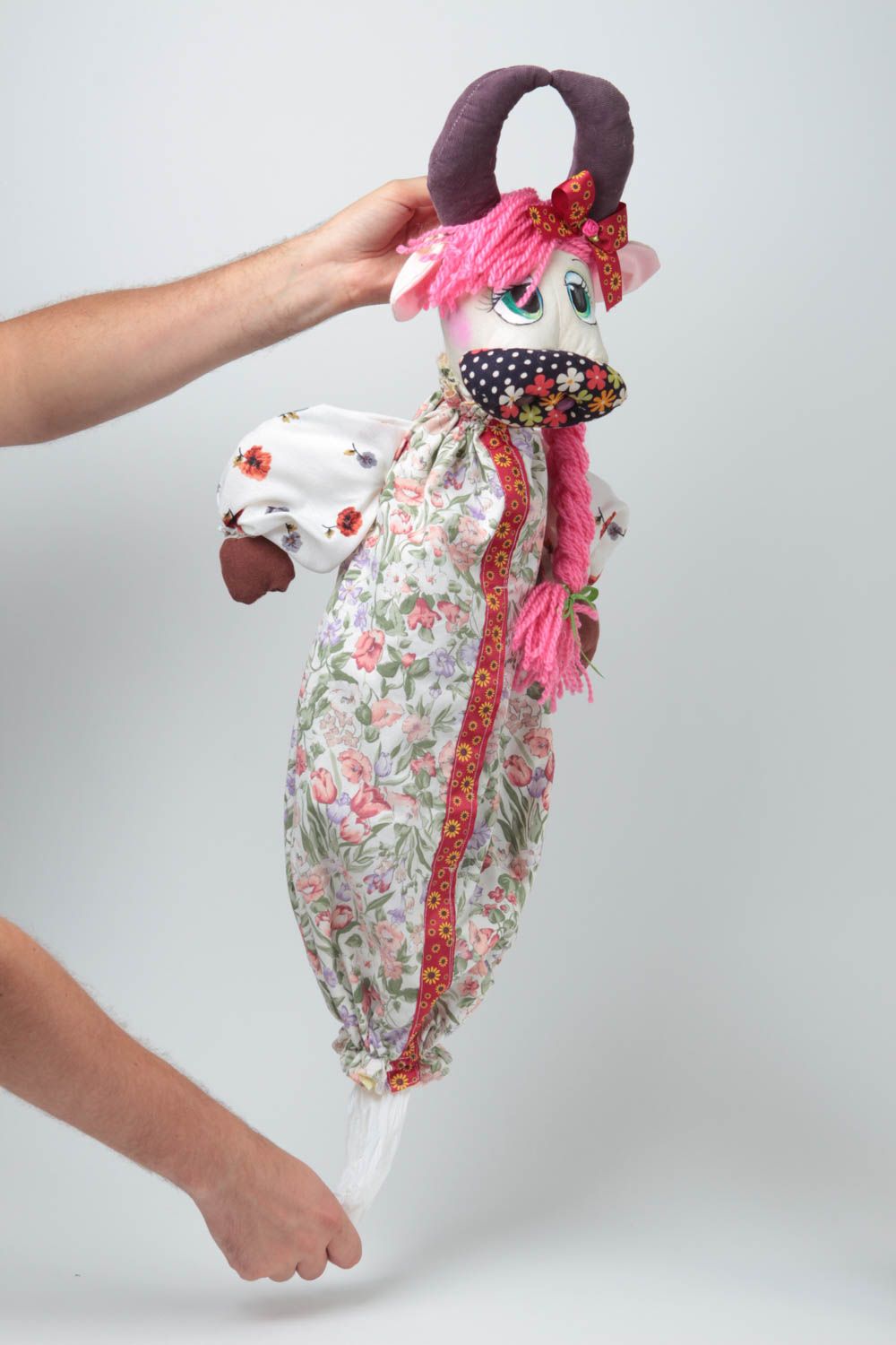 Juguete de tela hecho a mano muñeca guarda bolsas vaca accesorio para cocina foto 5