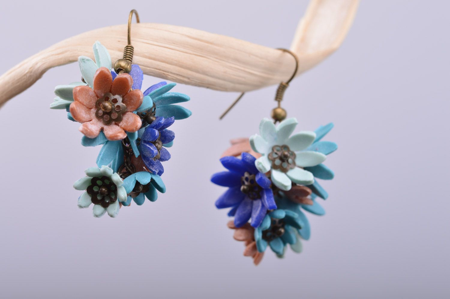 Handmade plastic dangle flower earrings with buttercups photo 5