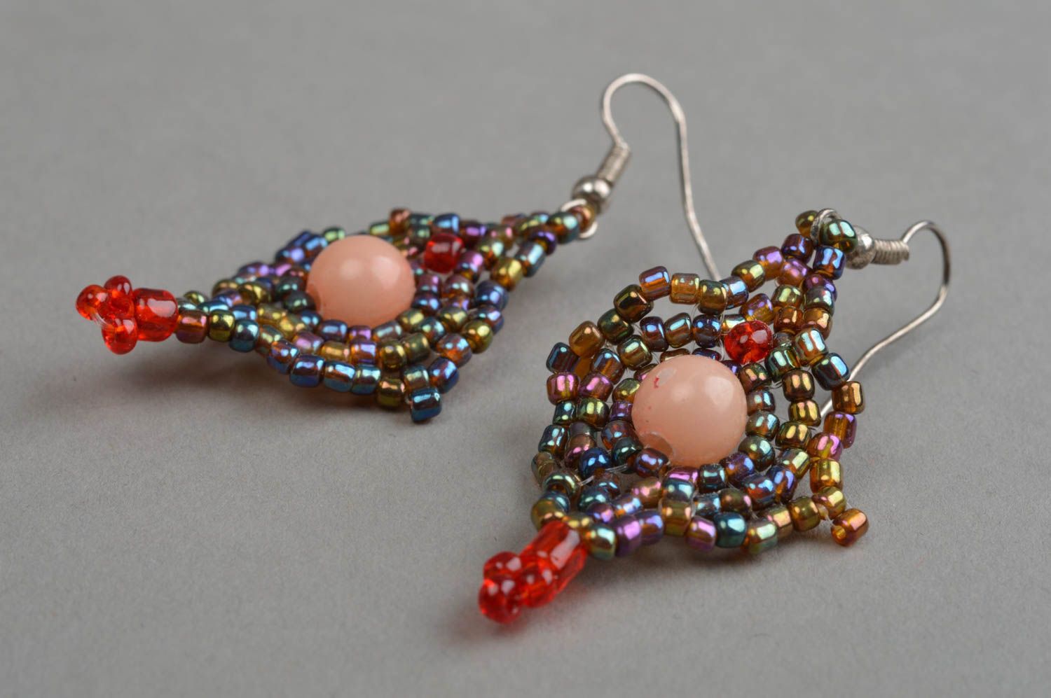 Boucles d'oreilles en perles de rocaille faites main avec perles fantaisie bijou photo 3