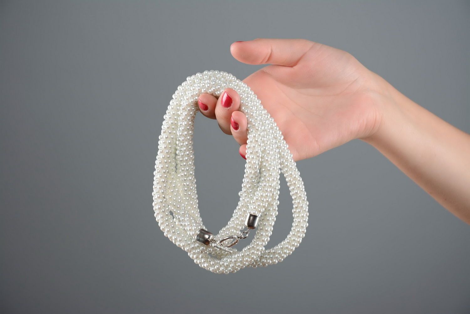 Halskette aus Perlen foto 3