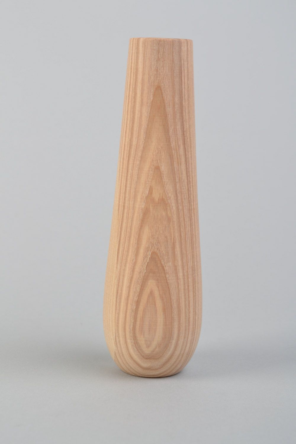 Candelero artesanal de madera de arce para una vela fino de tamaño medio  foto 3