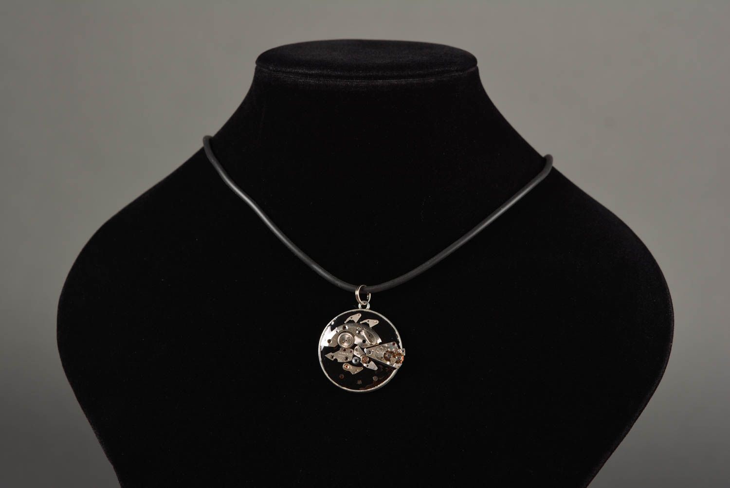 Unusual handmade metal pendant stylish neck accessories for girls gift ideas photo 2