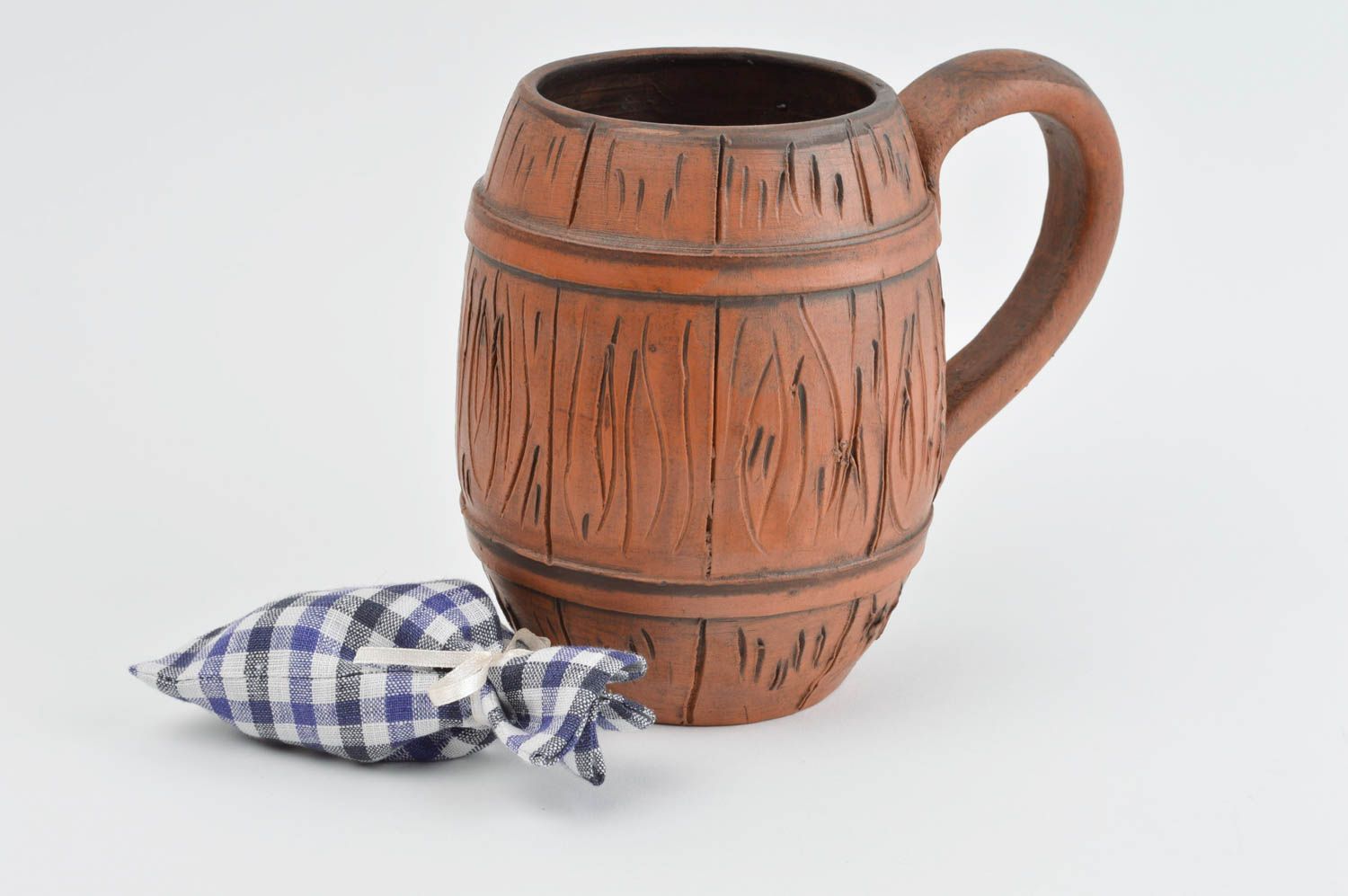 Taza original hecha a mano cerámica artesanal vasija de barro estilosa bonita foto 1