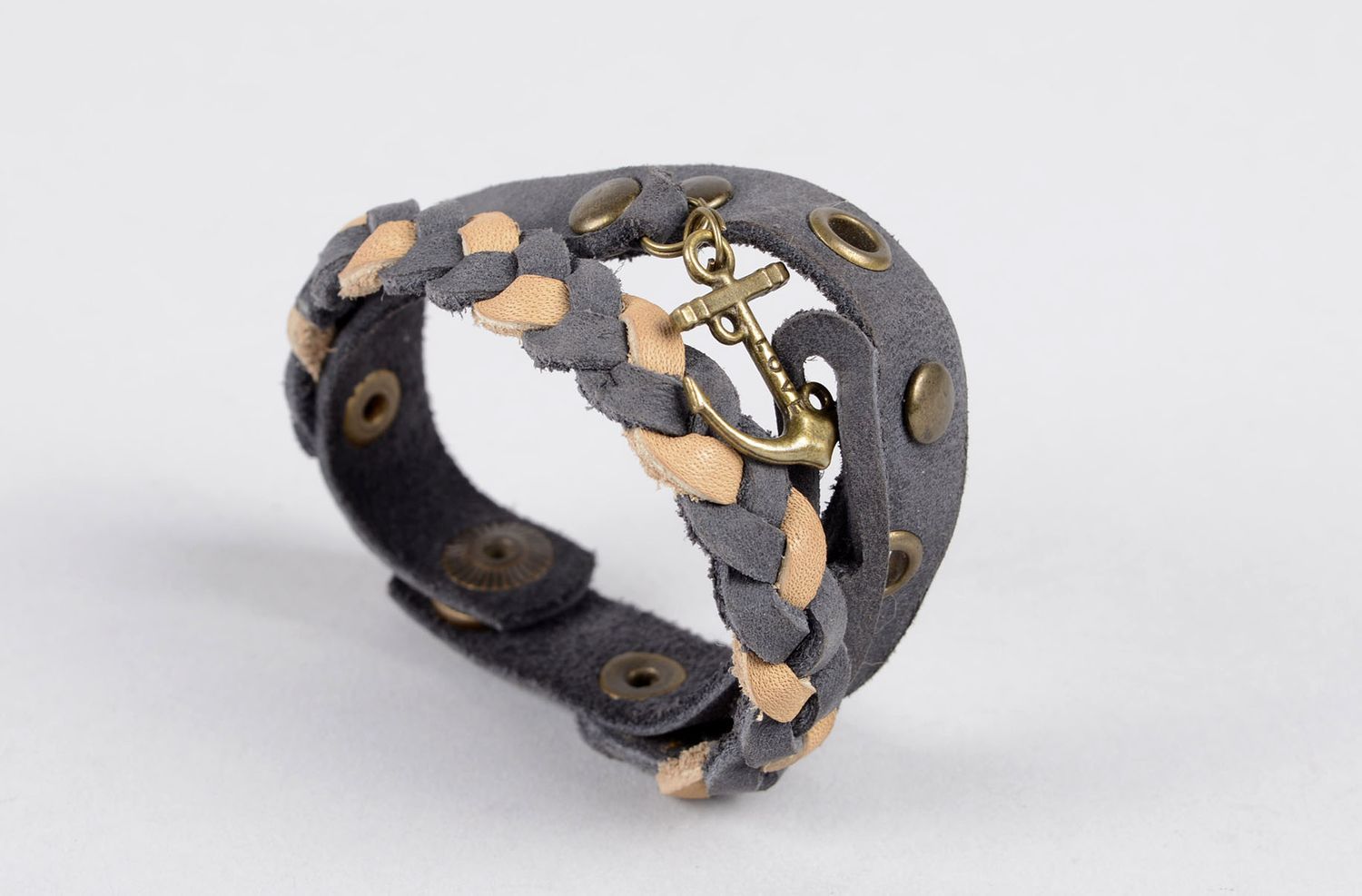 Bracelet en cuir naturel Bijou fait main avec ancre métallique Accessoire femme photo 3