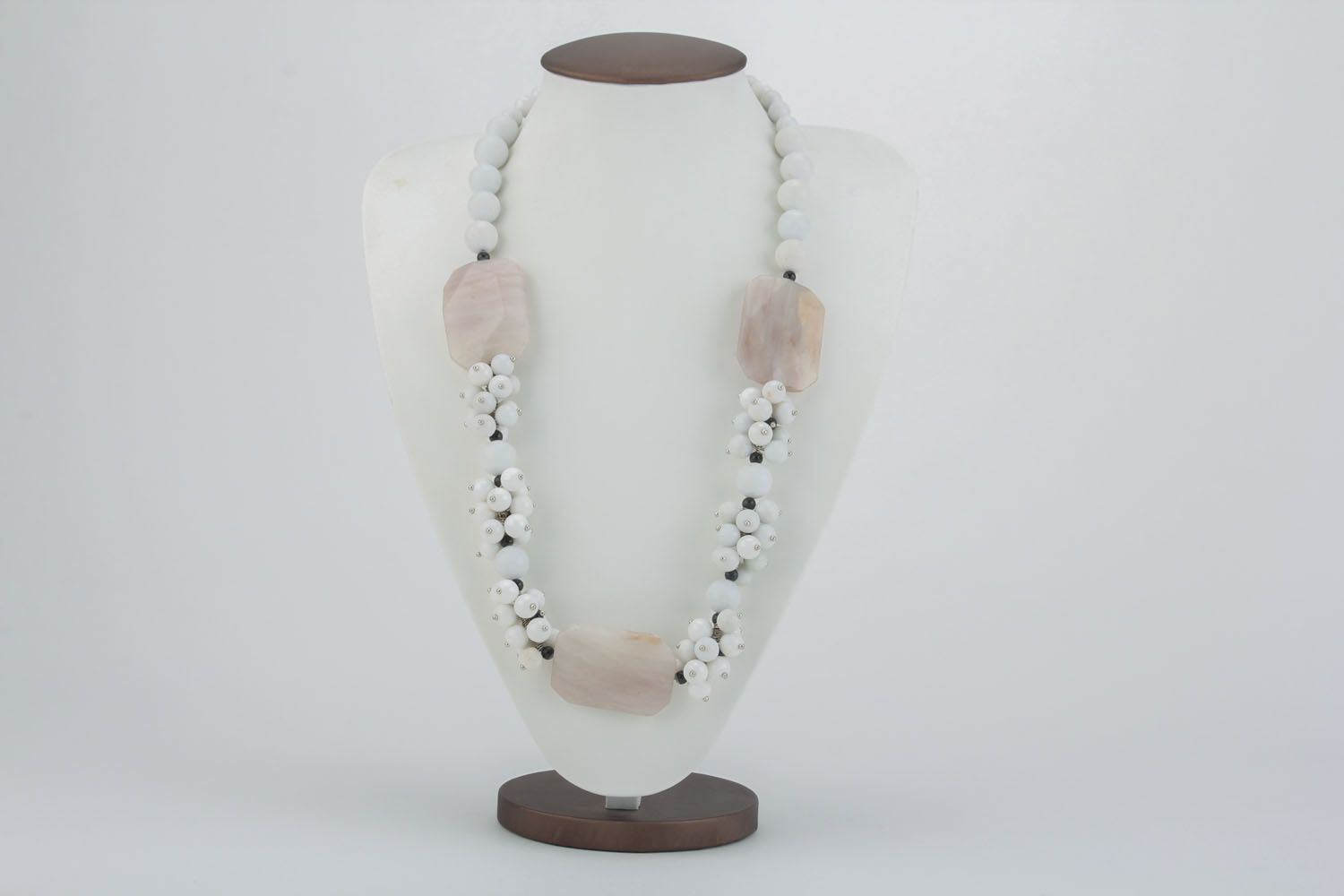 Unusual necklace with natural stone photo 3
