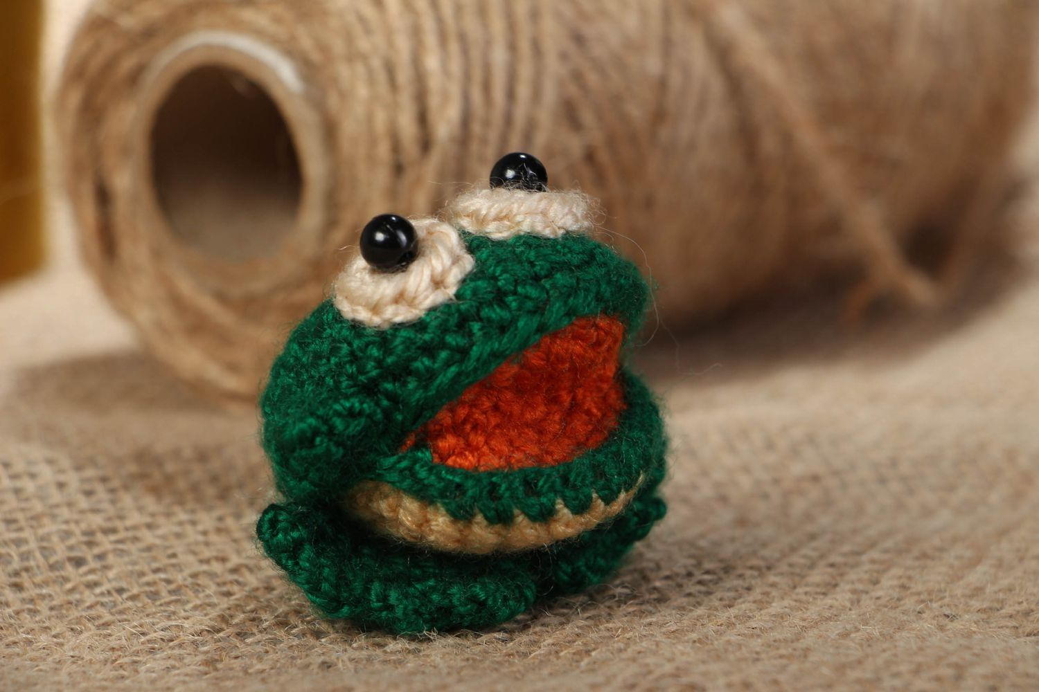 Knit toy Frog photo 5