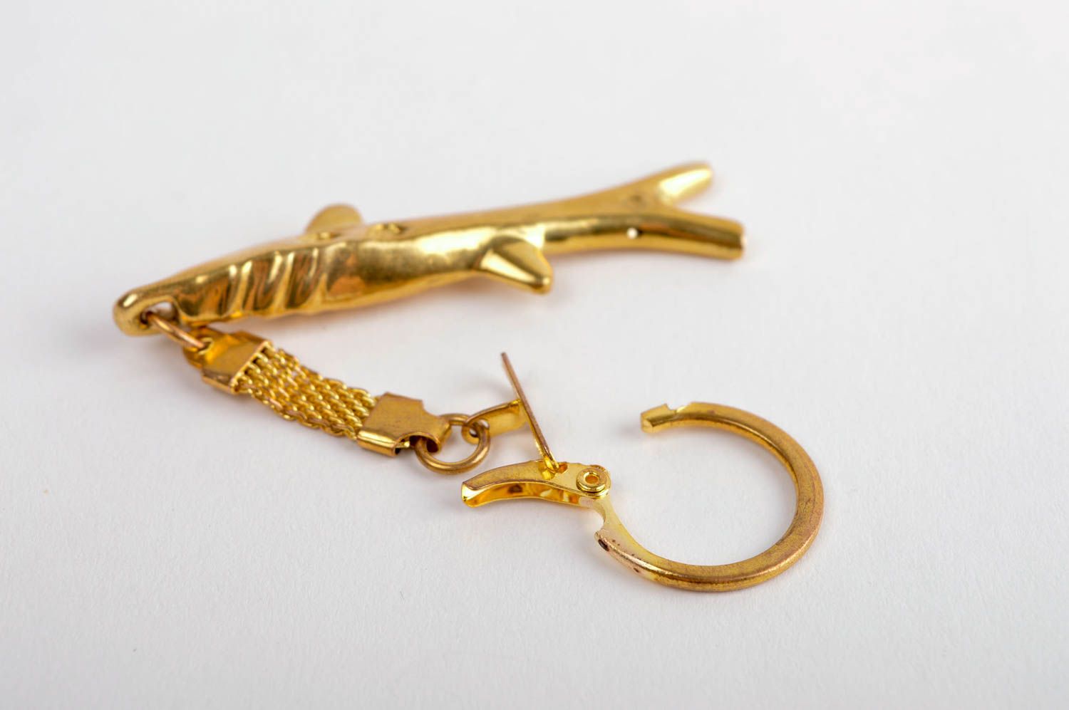 Schlüsselanhänger aus Metall handmade Designer Accessoire Schlüssel Schmuck  foto 4