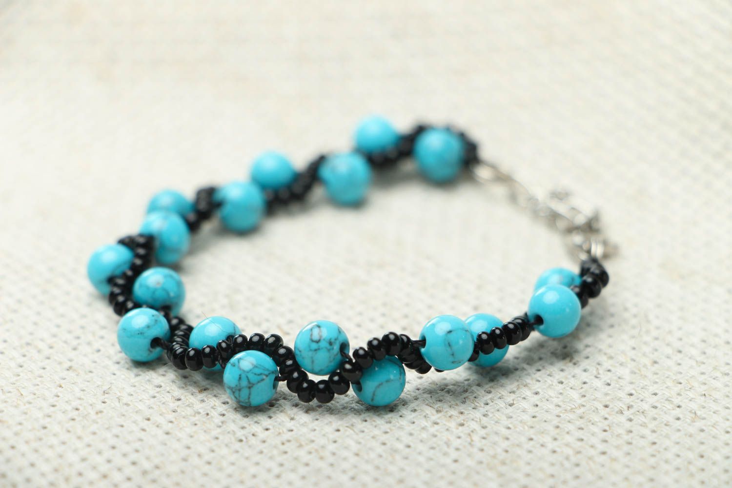 Beaded bracelet with turquoise photo 2