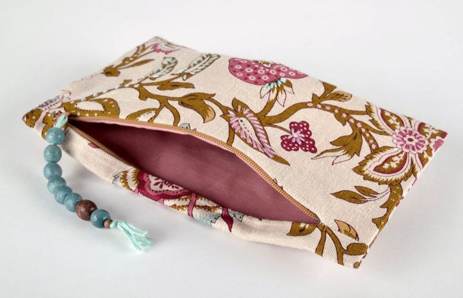 Beauty bag with pattern photo 2