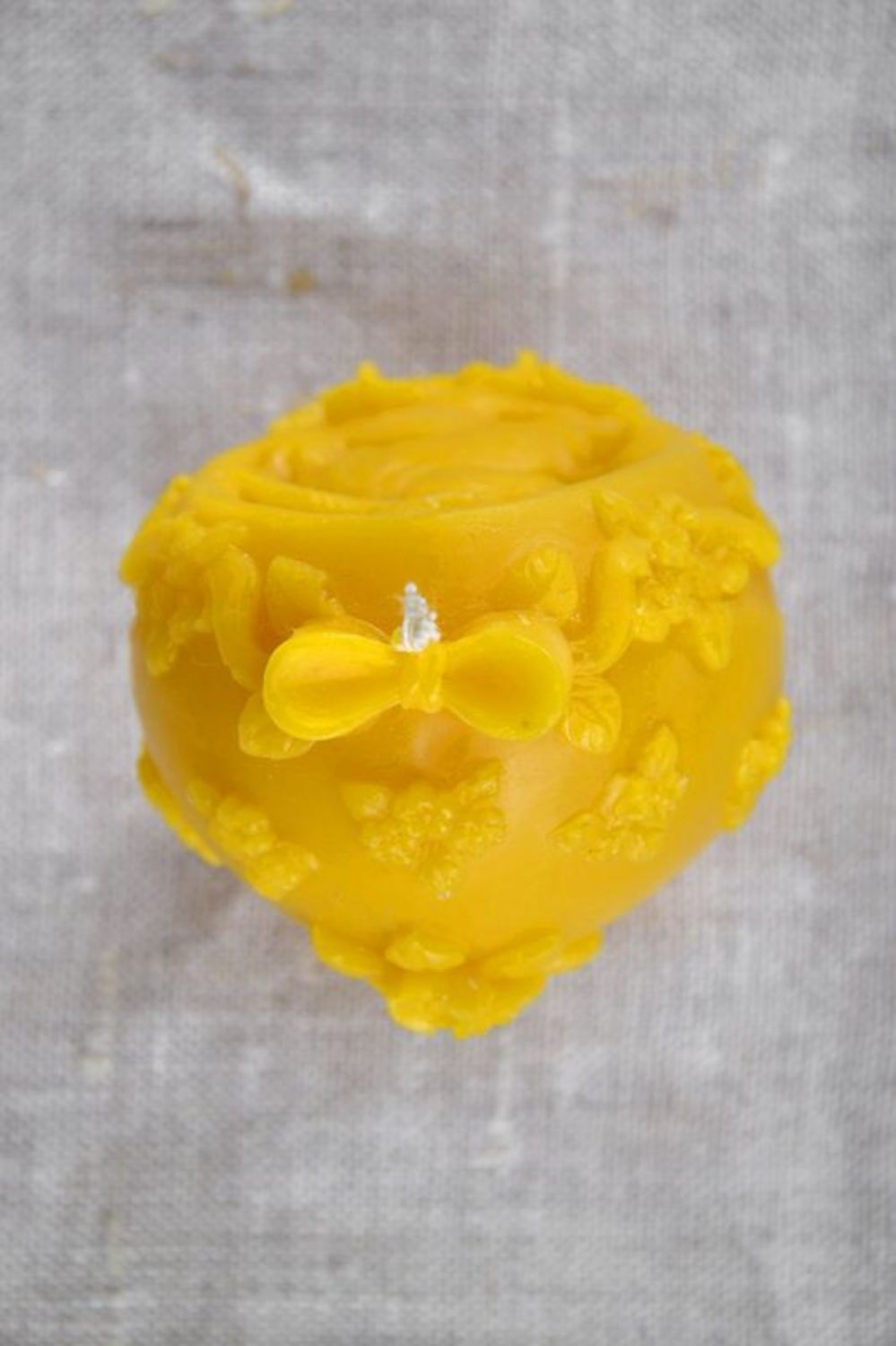 Candle made of beeswax Egg with Angel photo 3