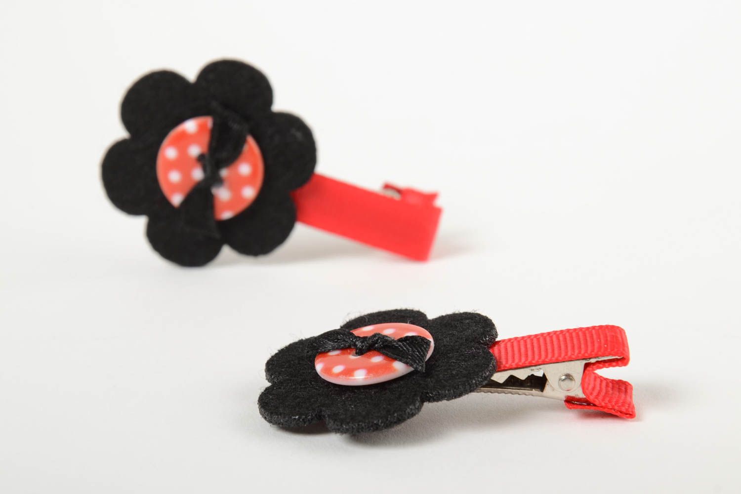 Hairpins made of rep ribbons and black fleece with flowers 2 pieces baby jewelry photo 4