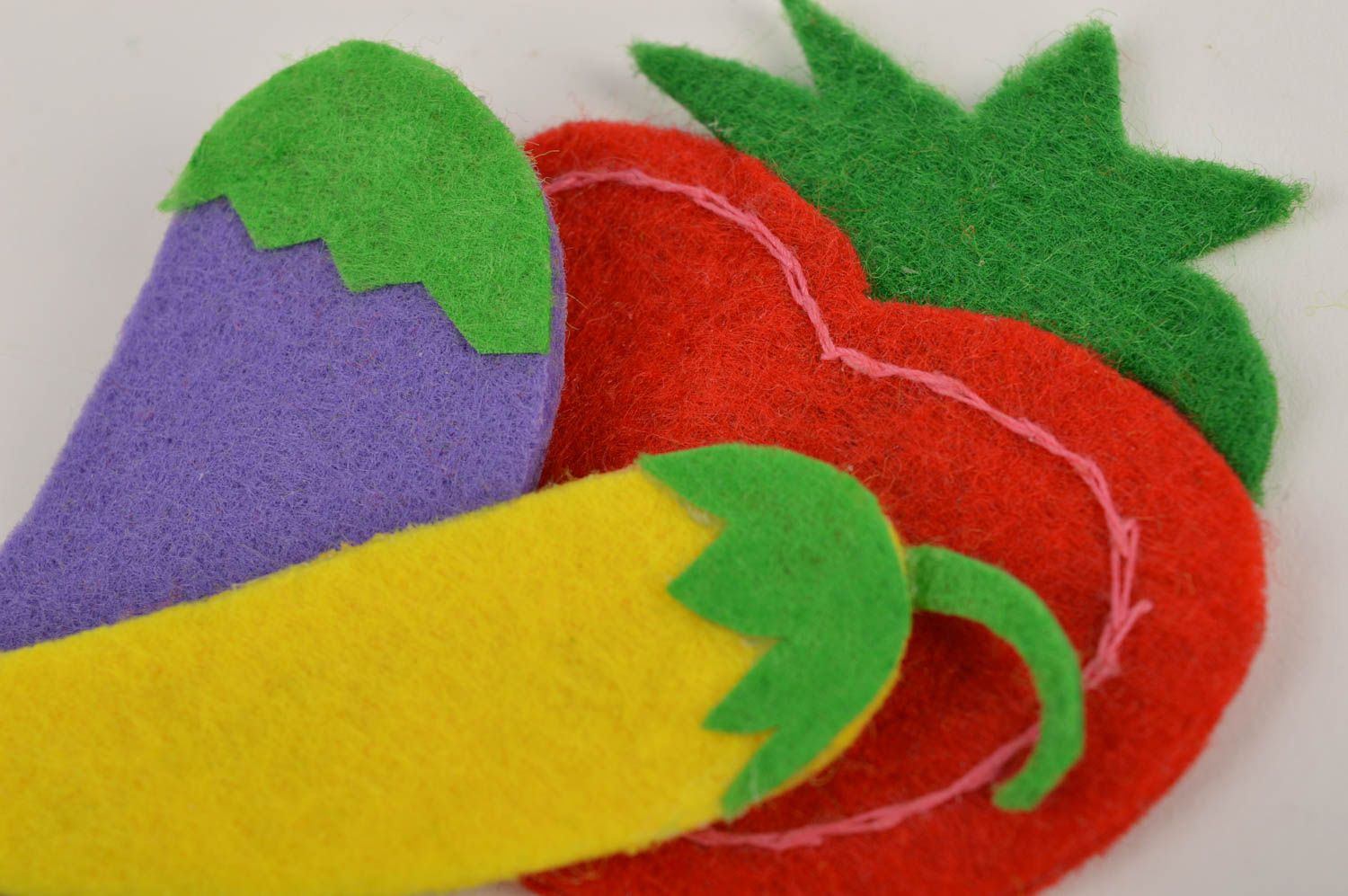 Магниты ручной работы магниты для детей фетровые игрушки в форме овощей 3 шт фото 5