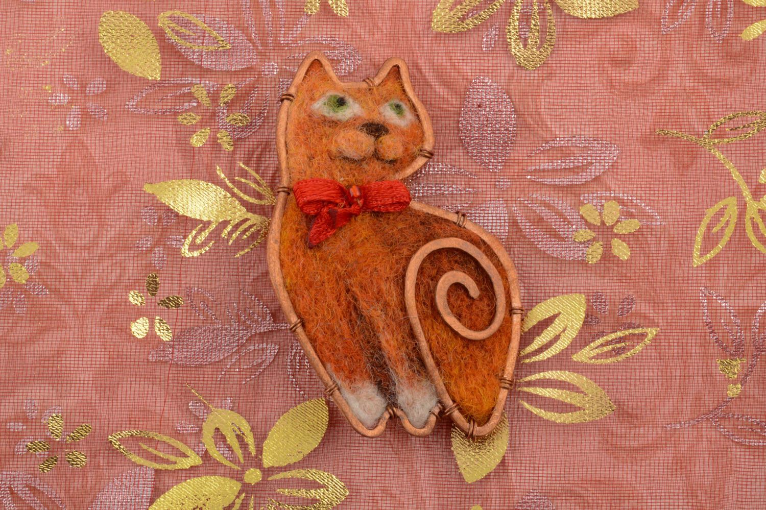 Unusual felted brooch cat shape handmade brooch designer gift for women photo 1