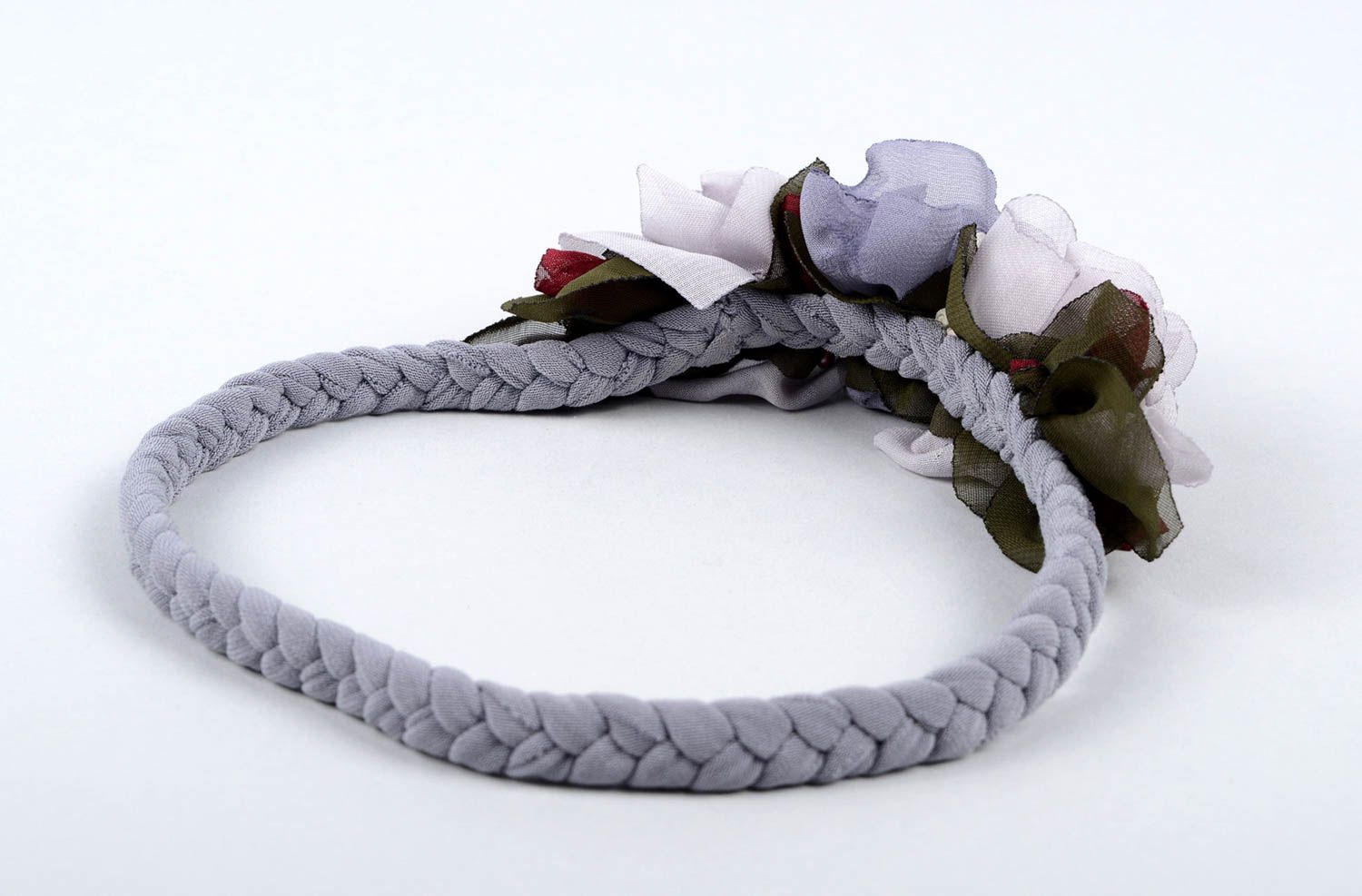 Haarschmuck Blüte handgemacht Haarband Blumen Accessoire für Haare grau foto 2