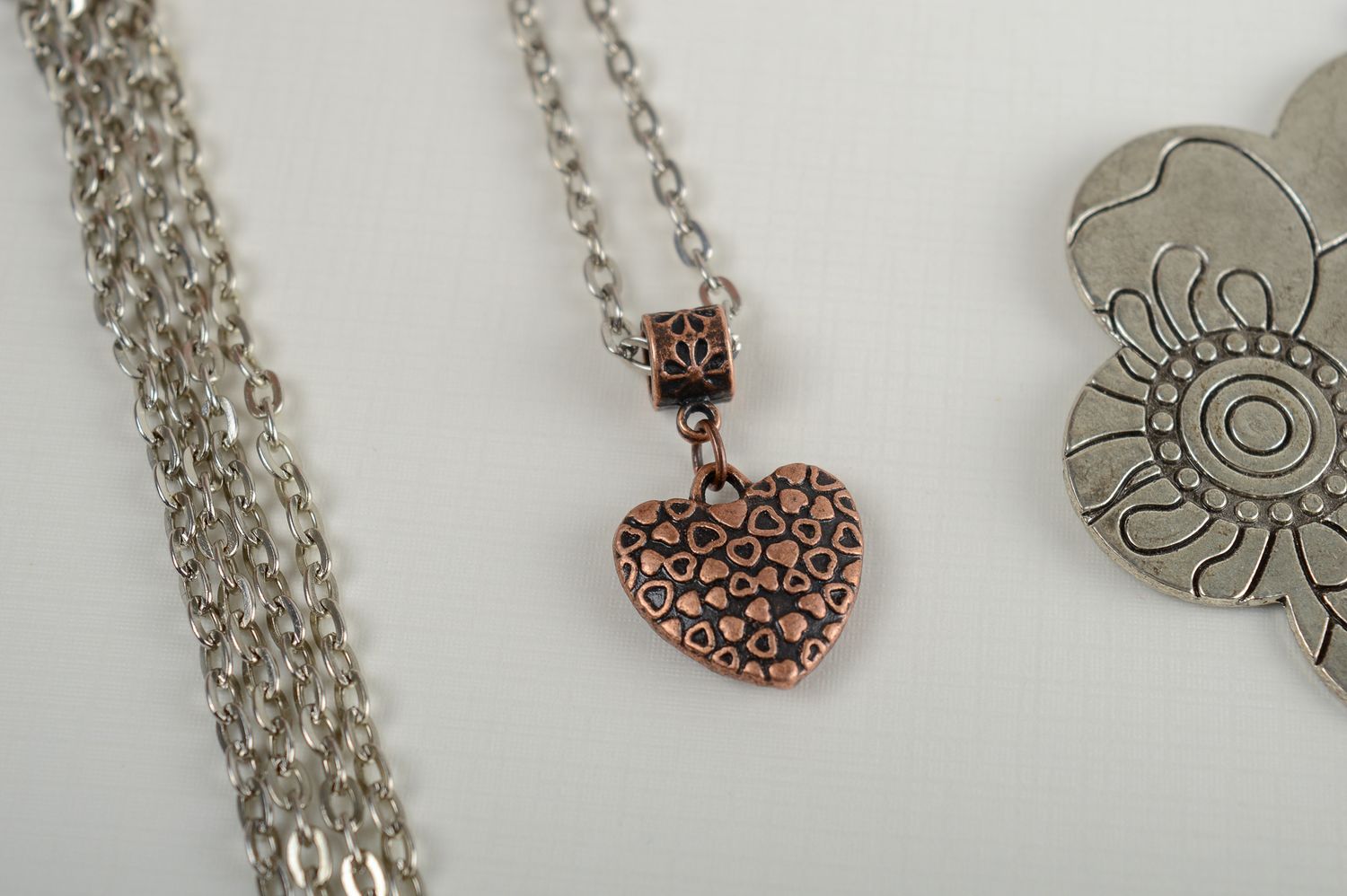 Metal pendant handmade metal jewelry metal accessories designer pendant for girl photo 1