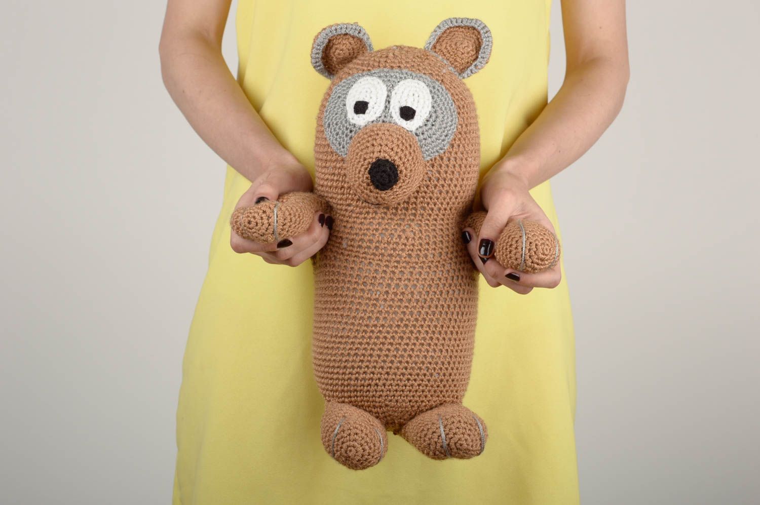 Jouet ours marron Peluche faite main tricotée au crochet Cadeau enfant photo 1