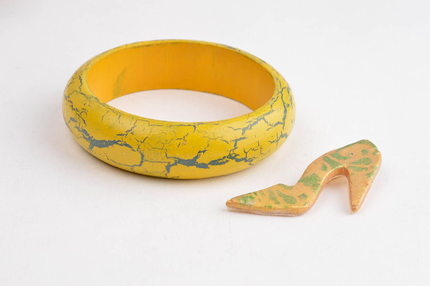 Broche de arcilla polimérica pulsera de madera accesorios artesanales amarillos foto 3