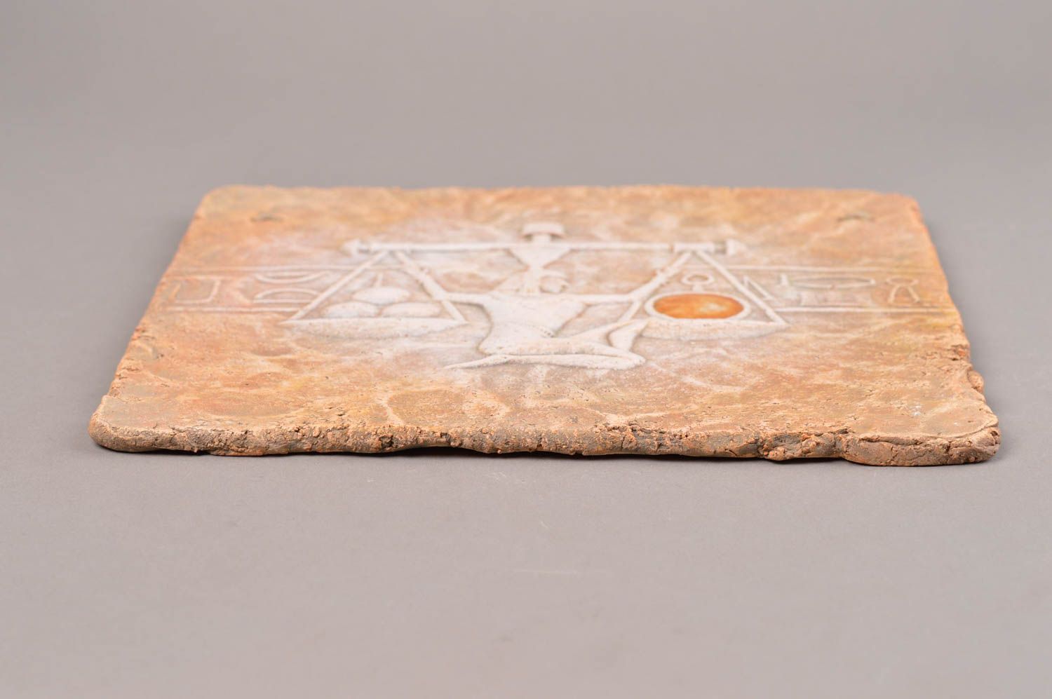 Квадратное зодиакальное панно с весами из красной глины декор ручной работы  фото 8