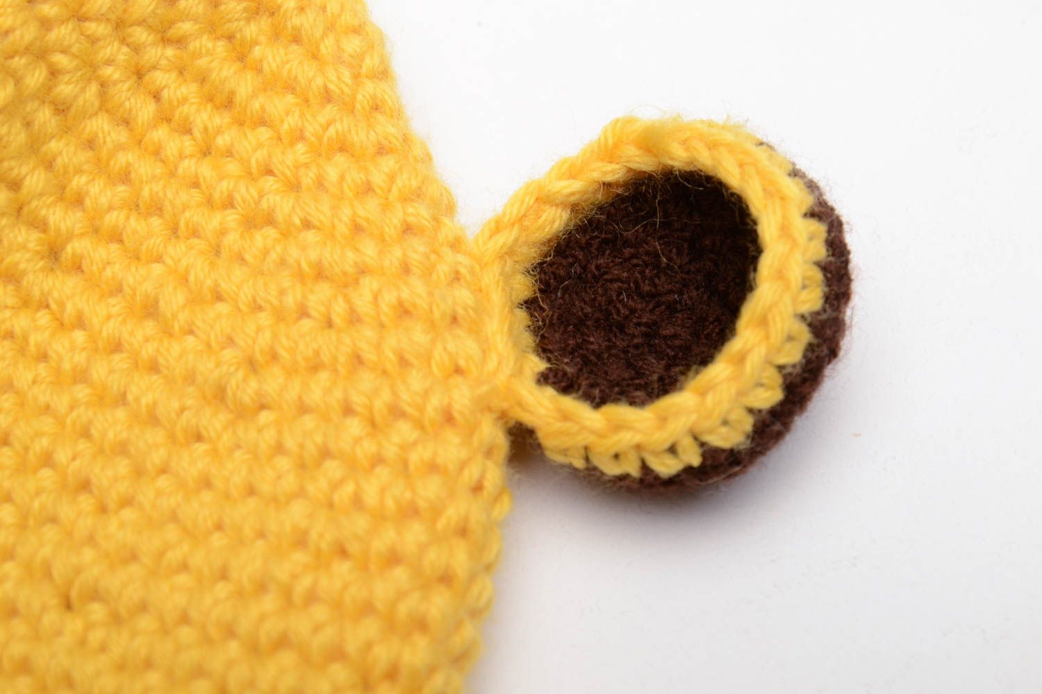 Bonnet tricoté à la main original pour enfant fait main jaune avec oreilles photo 3