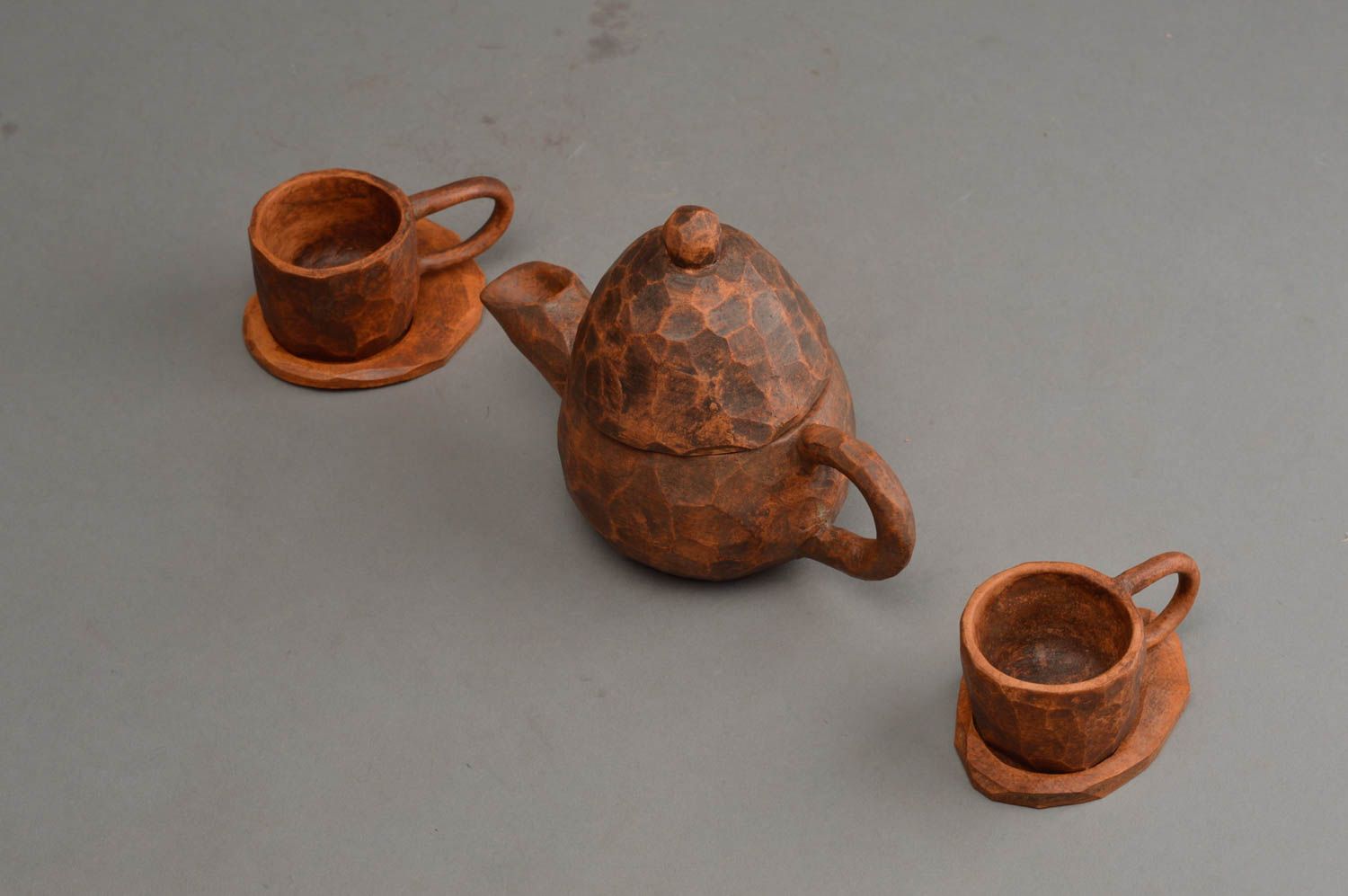 Керамический набор посуды заварочный чайник и две чашки с блюдцами ручной работы фото 4