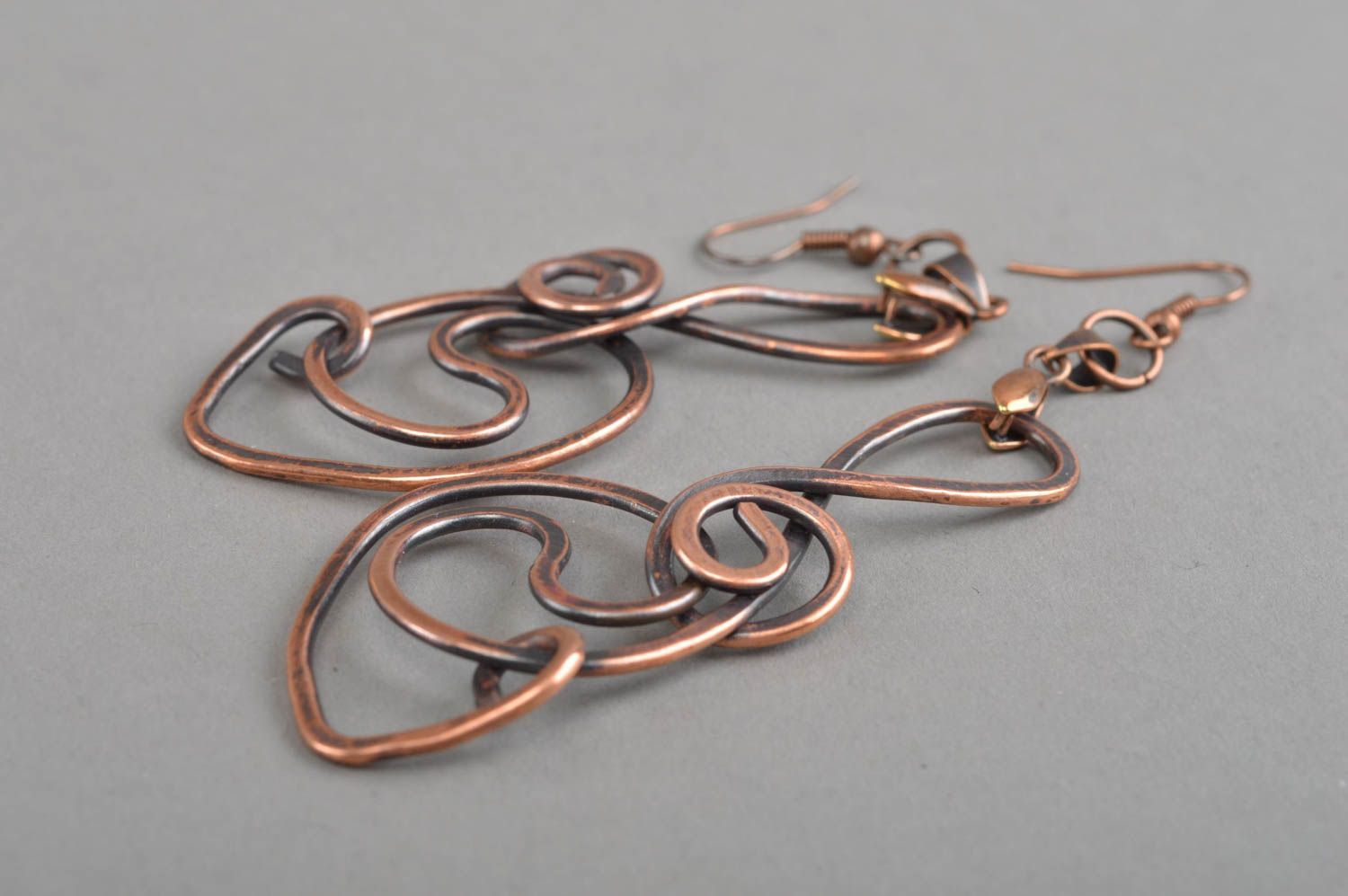 Boucles d'oreilles en métal de cuivre longues pendantes faites main belles photo 3