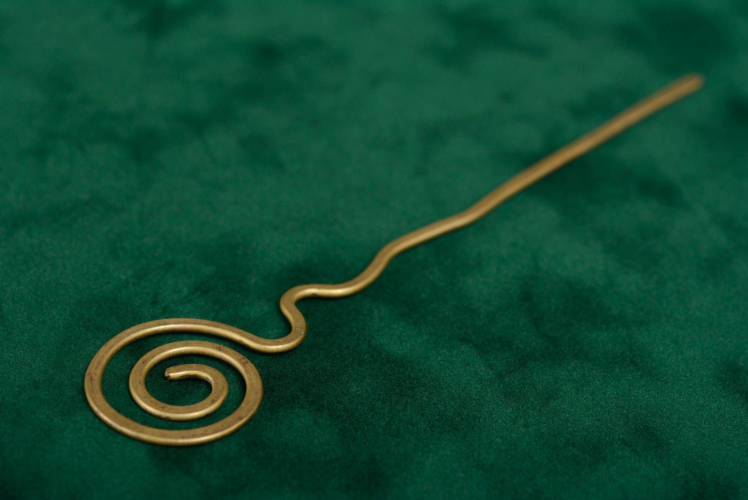 Handmade brass stylish curly hairpin beautiful long designer hair accessory photo 1