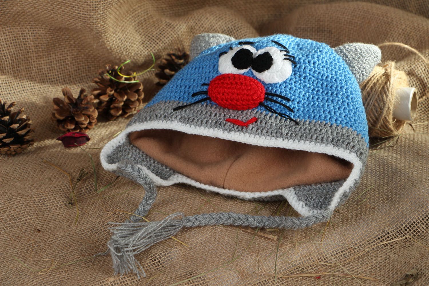 Bonnet chat bleu tricoté à la main photo 5