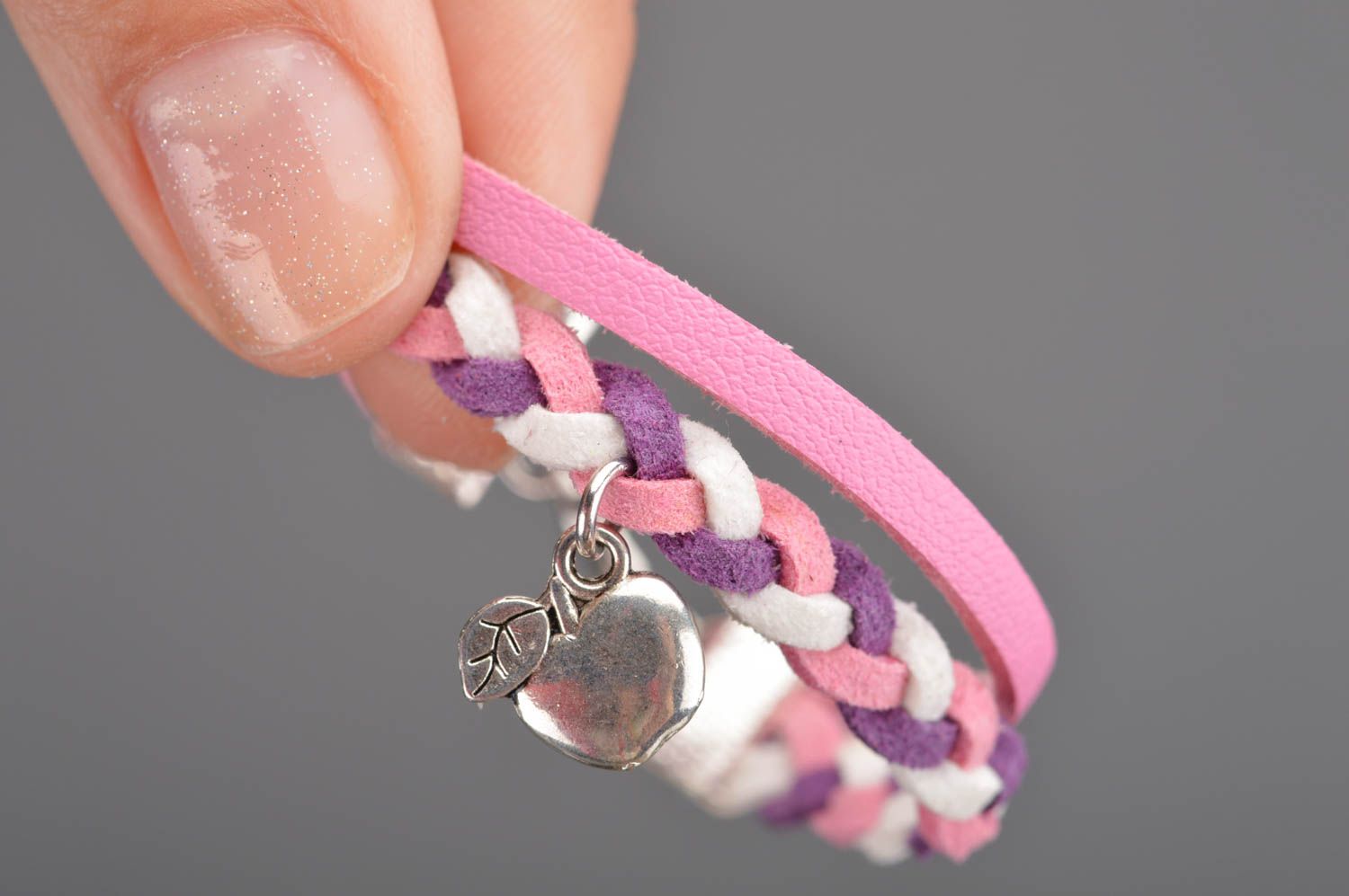 Handmade pink and violet genuine leather cord bracelet with metal apple charm photo 2