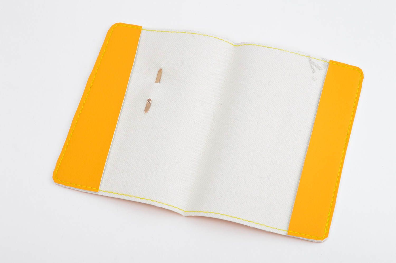 Porte passeport cuir fait main jaune original avec strass Cadeau original photo 5
