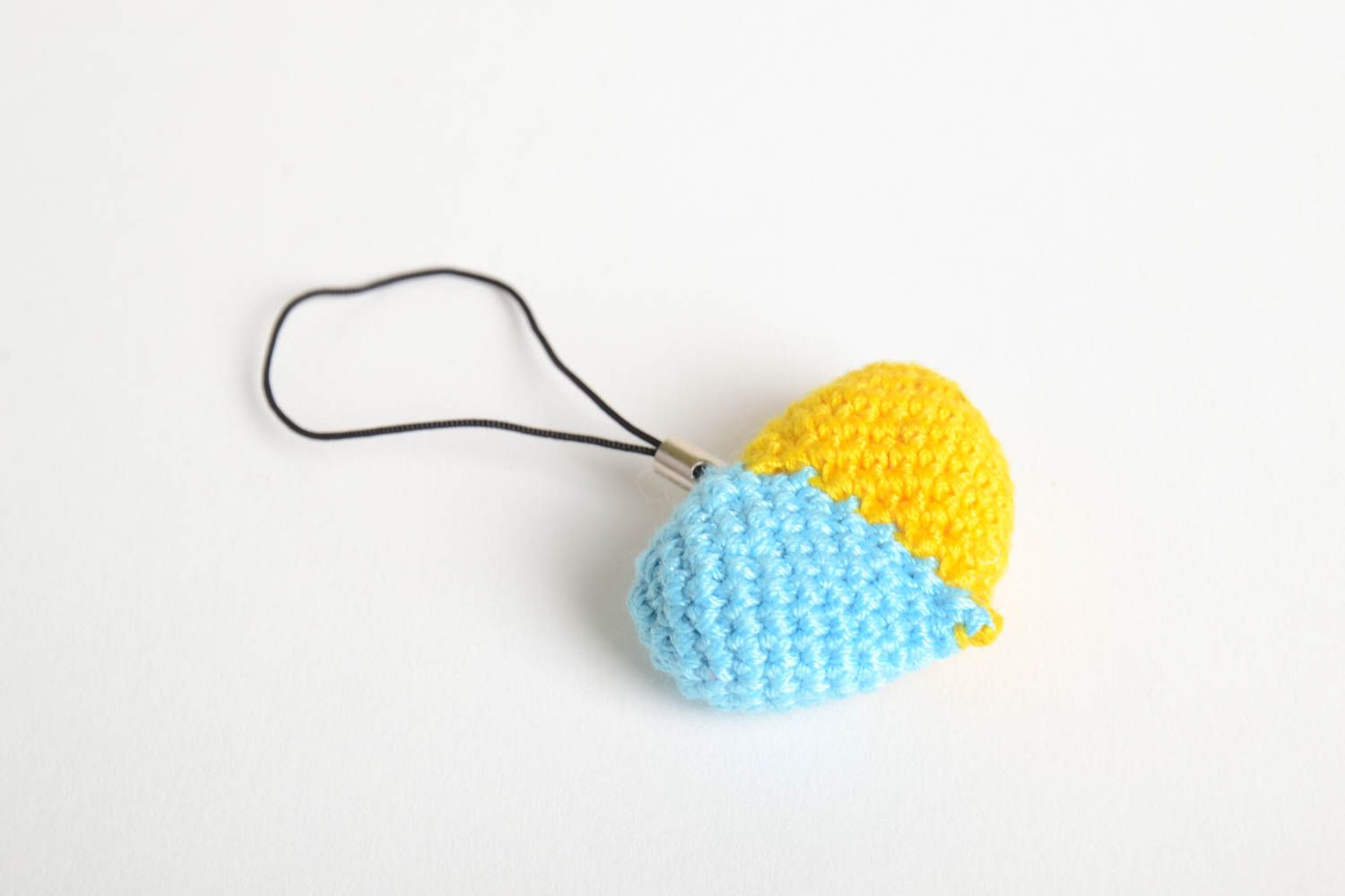 Beautiful handmade crochet keychain soft toy phone charm fashion accessories photo 2
