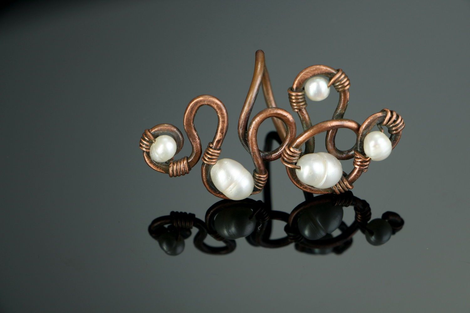 Ring with river pearls photo 2