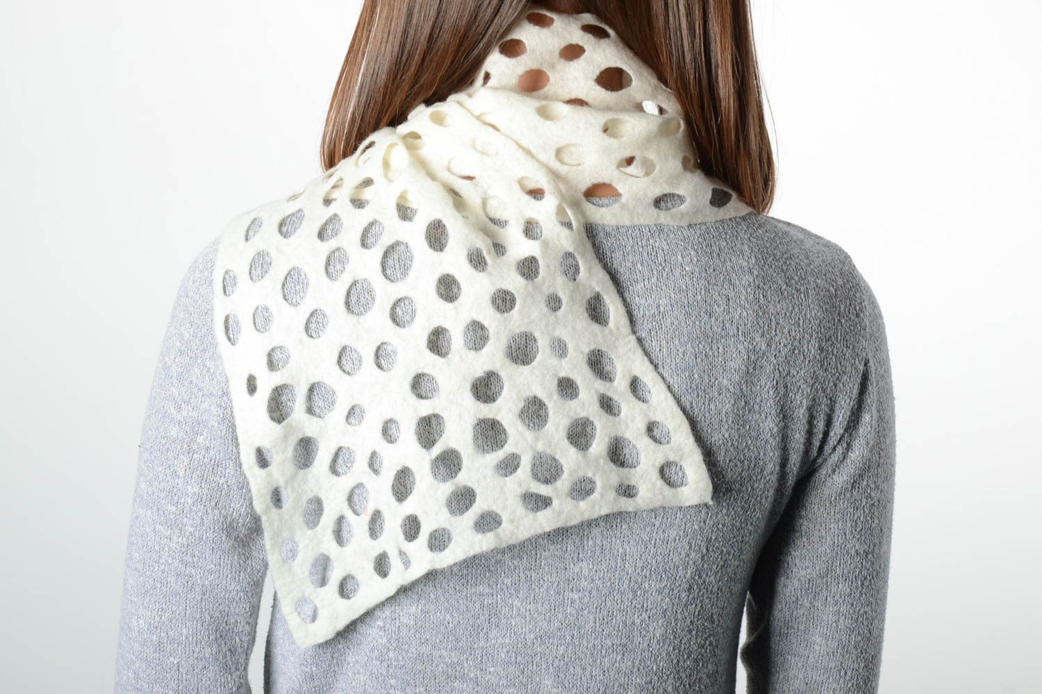Weißer warmer Schal handgemachter Winter Schal Accessoires für Frauen schön foto 2
