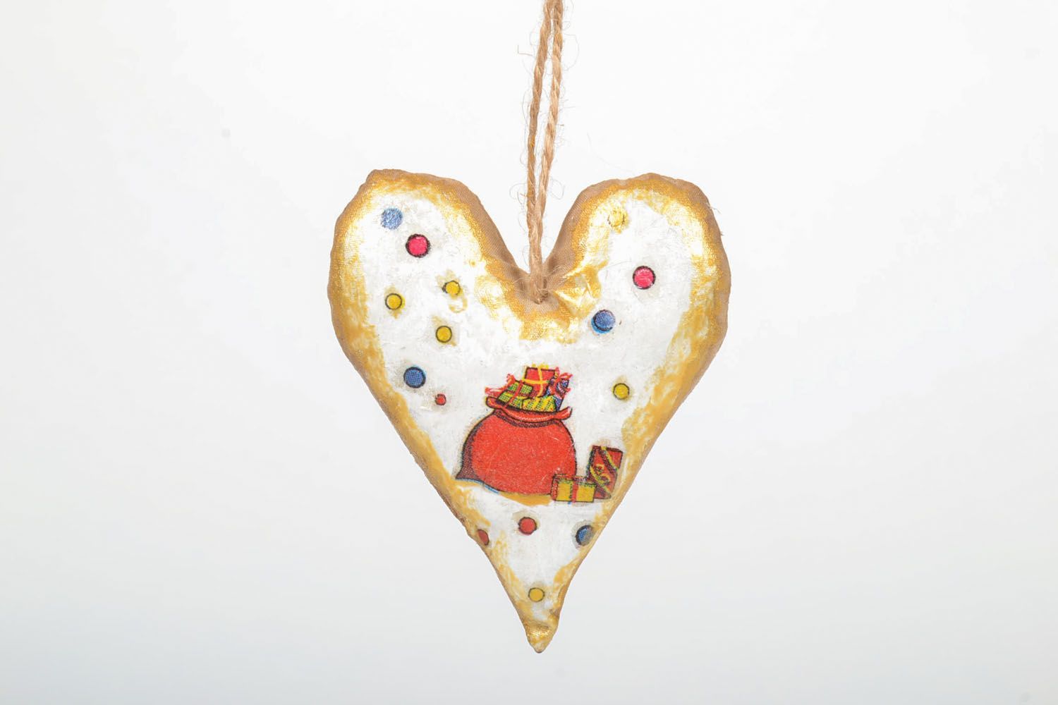 New Year's home pendant in the shape of heart photo 4