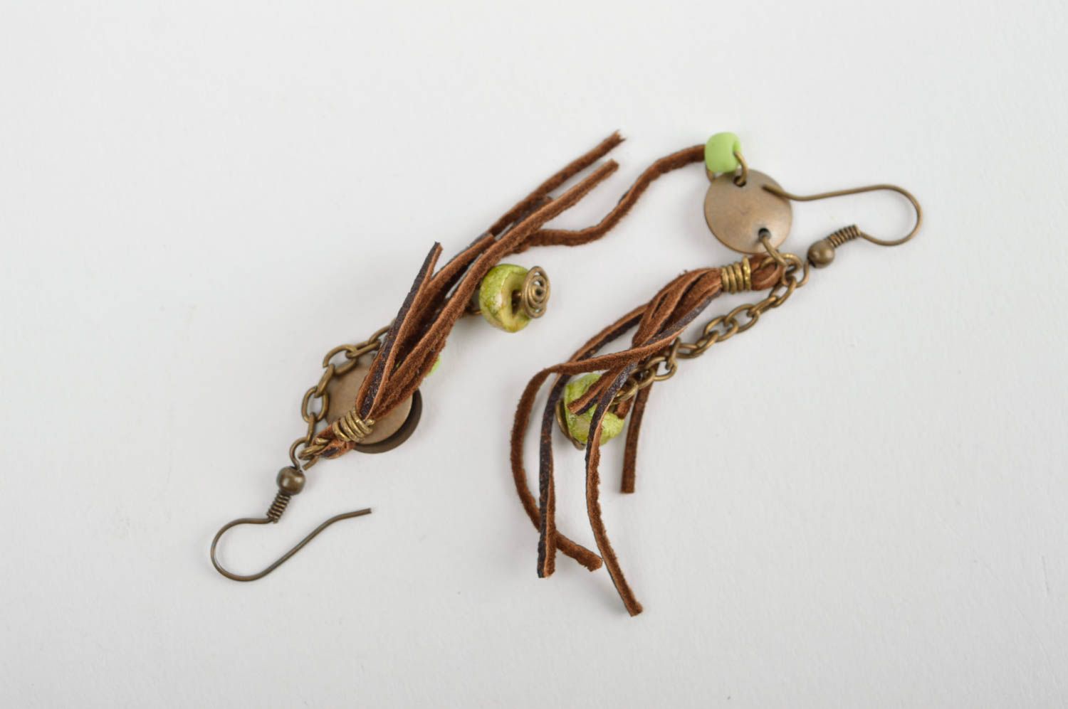 Boucles d'oreilles pendantes Bijou fait main design Accessoire femme marron vert photo 5