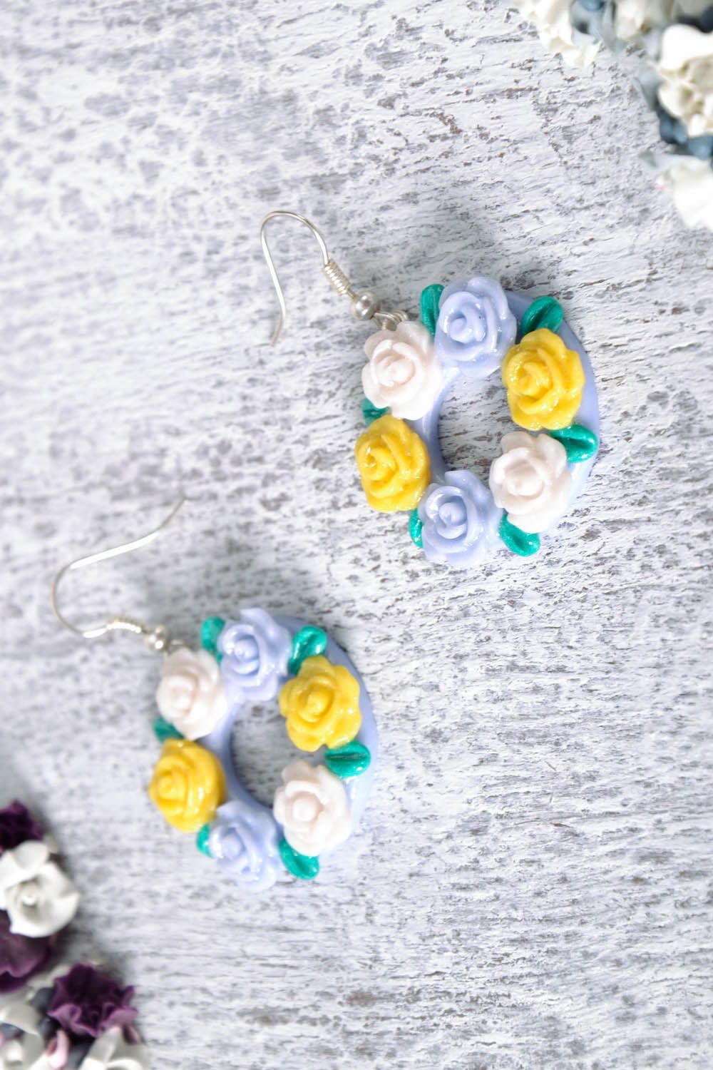 Earrings Wreath Made of Roses photo 1