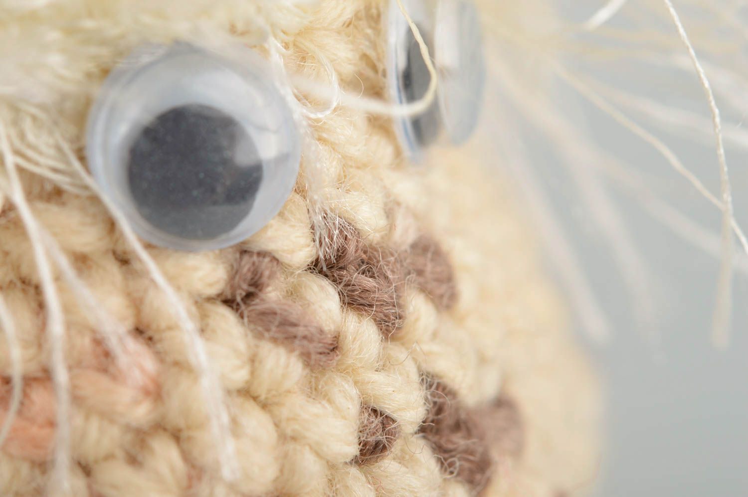 Handmade small fluffy soft toy crocheted of acrylic threads beige lamb  photo 3