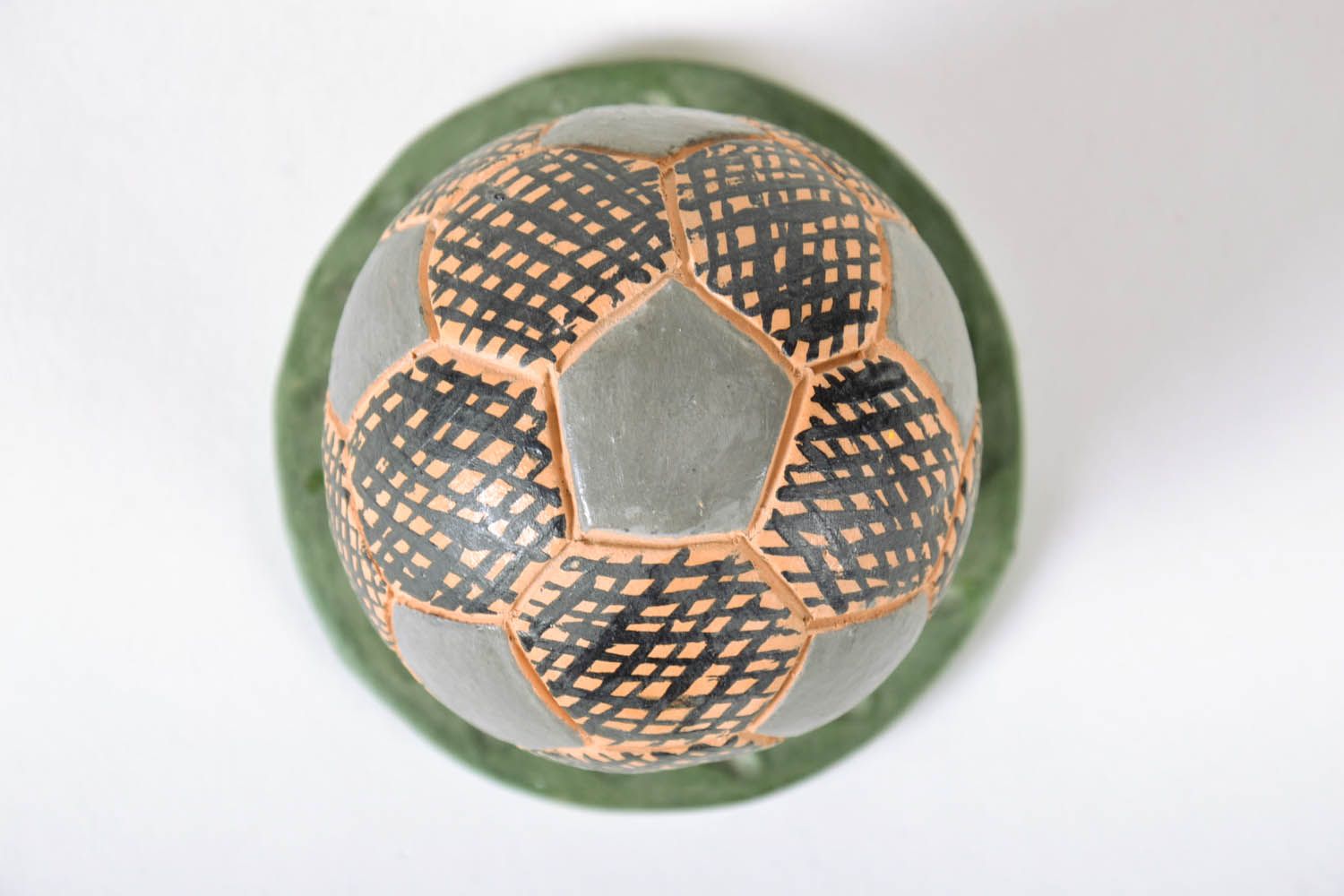 Figurilla cerámica Pelota de fútbol foto 4