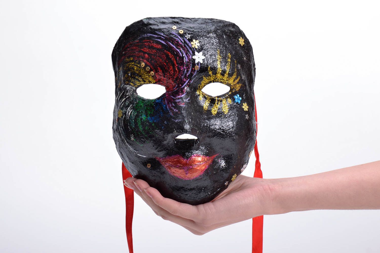 Máscara decorada para el interior foto 5