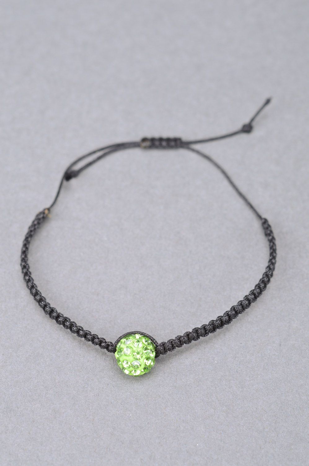 Авторский браслет из бусин ручной работы плетеный женский черный с зеленым  фото 5