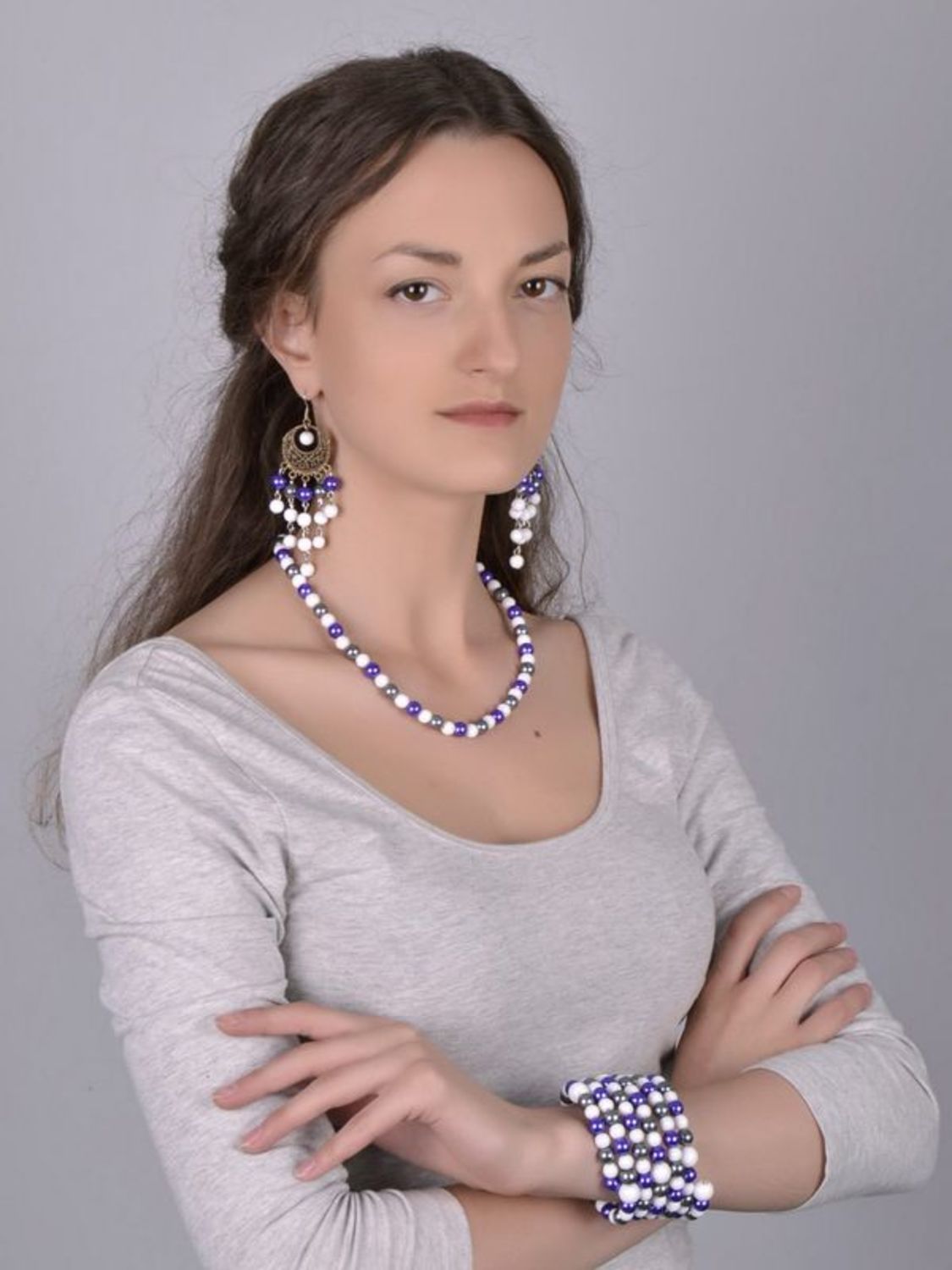 Plastic jewelry set: necklace, bracelet and earrings photo 4