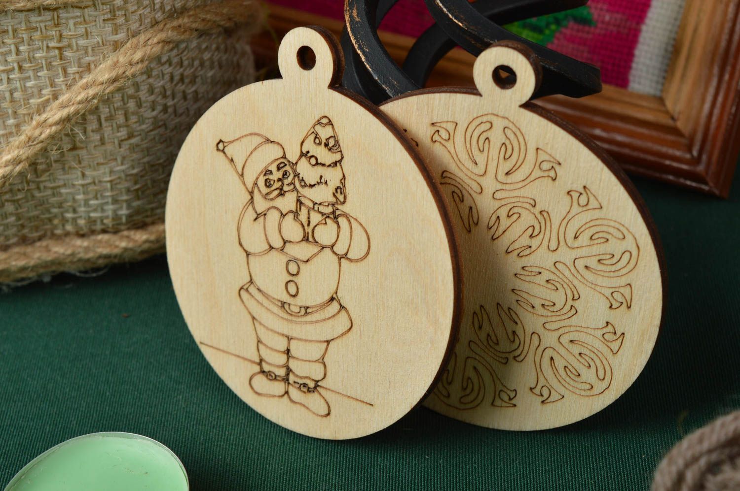 Handmade Weihnachtskugeln Rohlinge Holz Rohlinge Holzartikel zum Gestalten 2 St foto 1