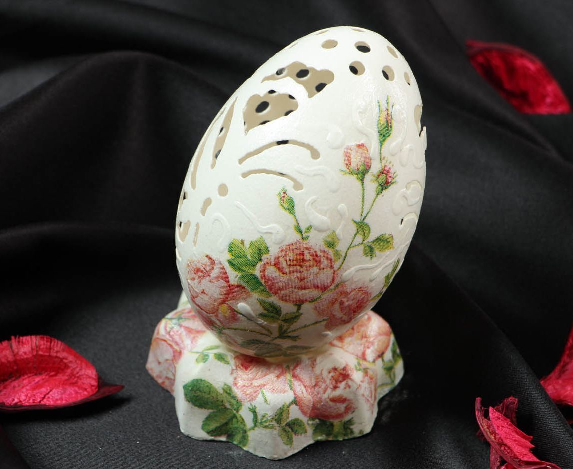 Carved egg with a stand photo 5