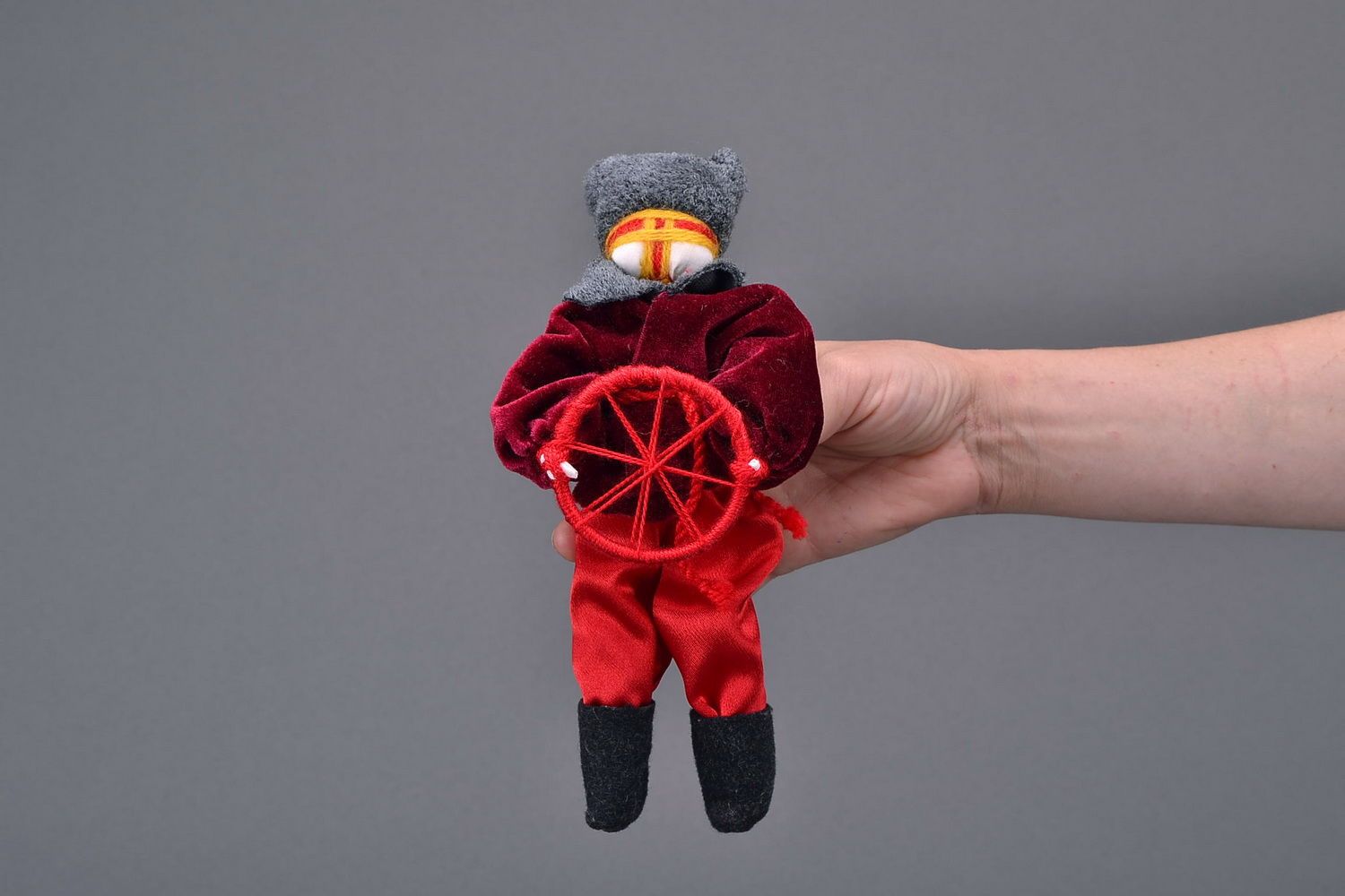 Bambola etnica di stoffa fatta a mano amuleto talismano da uomo giocattolo slavo foto 4